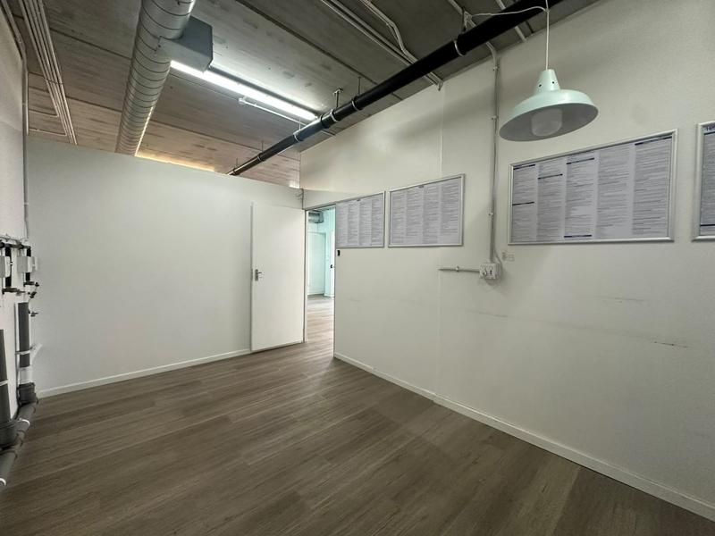 To Let Commercial Property for Rent in Diep River Western Cape